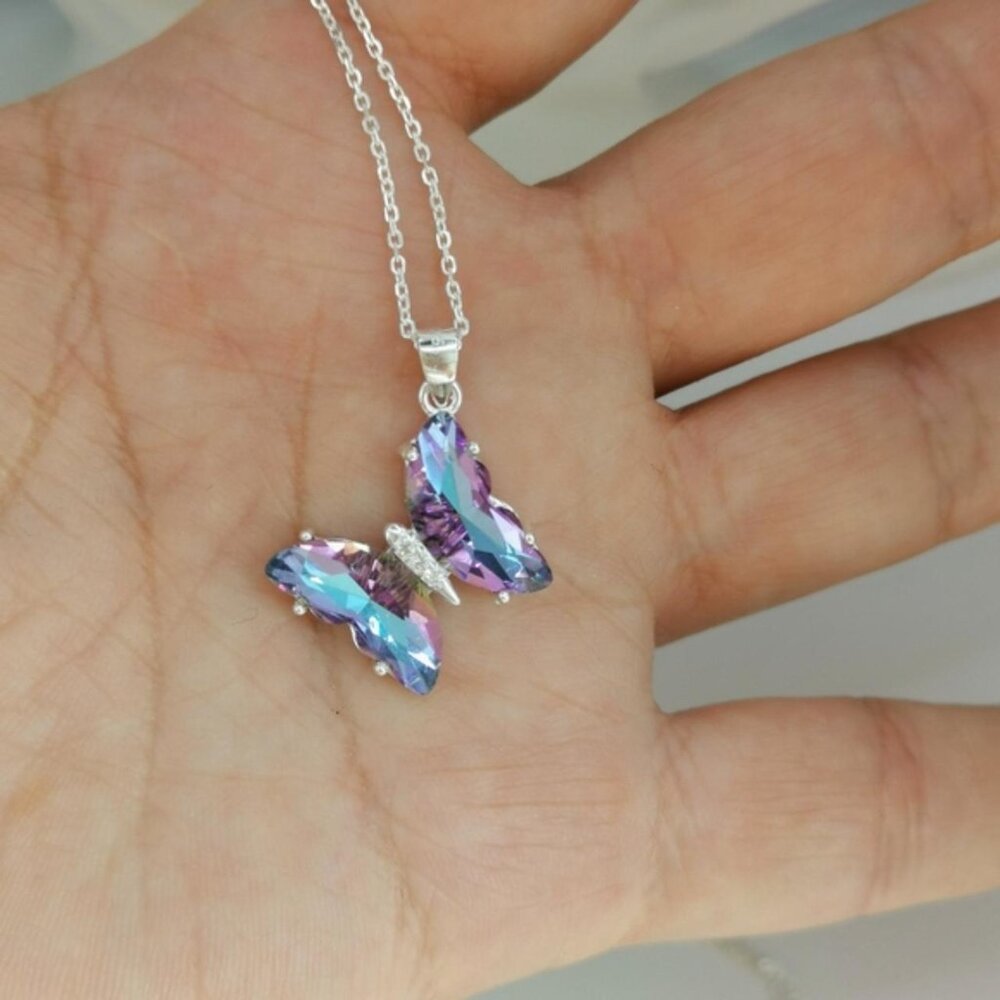 Swarovski Modern Purple Butterfly sterling silver Pendant Necklace - Picture 8 of 8
